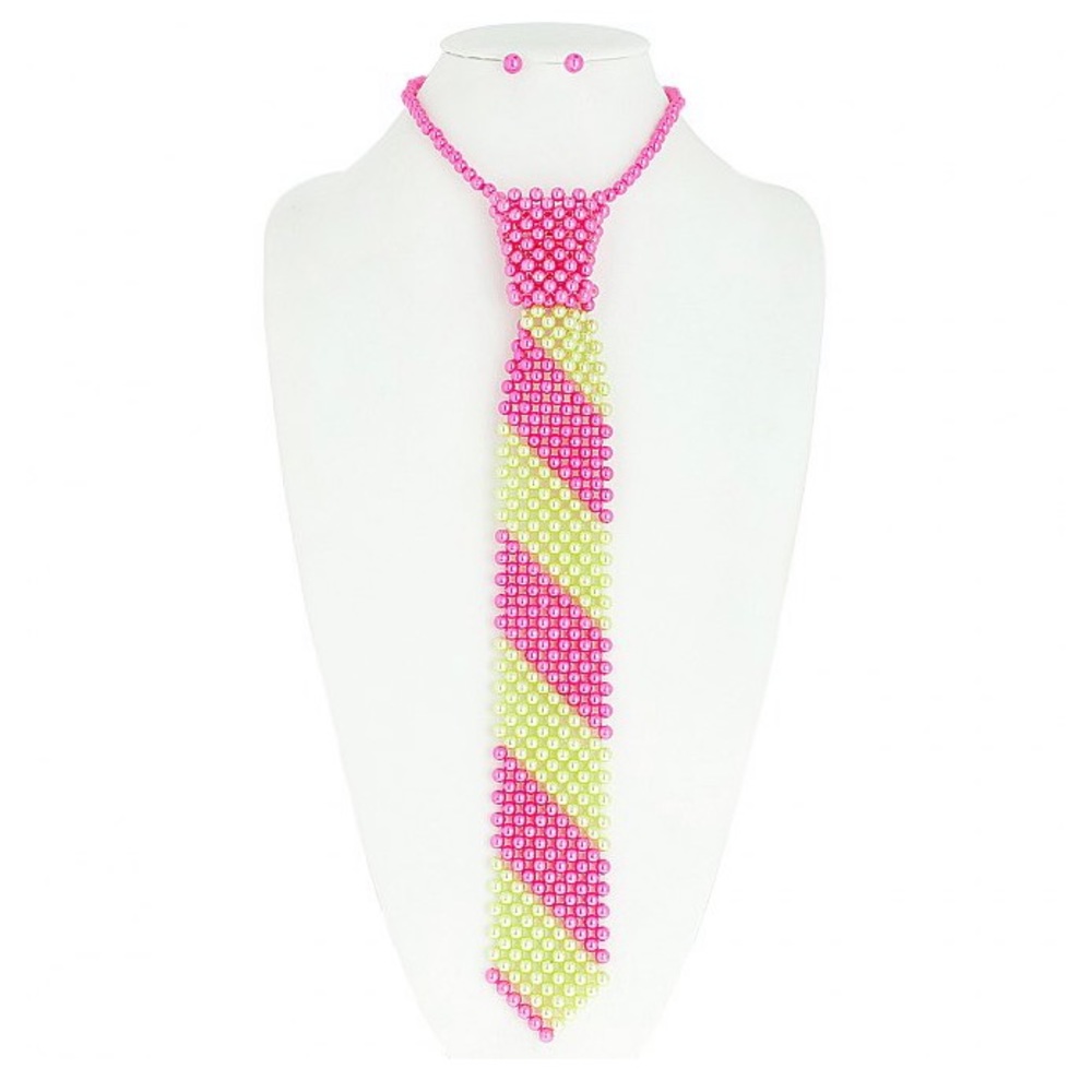 NWT Pink & Green Two-Tone Pearl Tie Necklace Set (Has Matching Earrings)